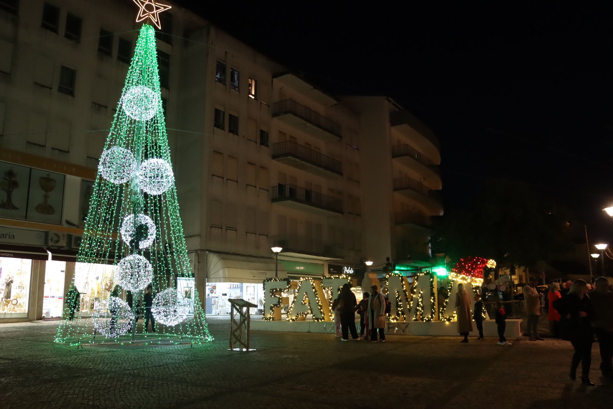 Árvore de Natal Solidária